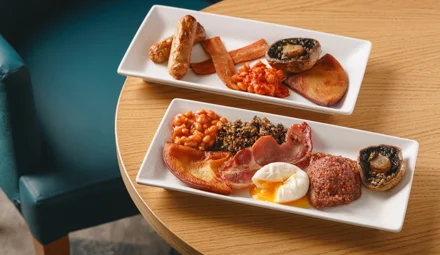 2 plates of cooked breakfasts available on Caledonian Sleeper.